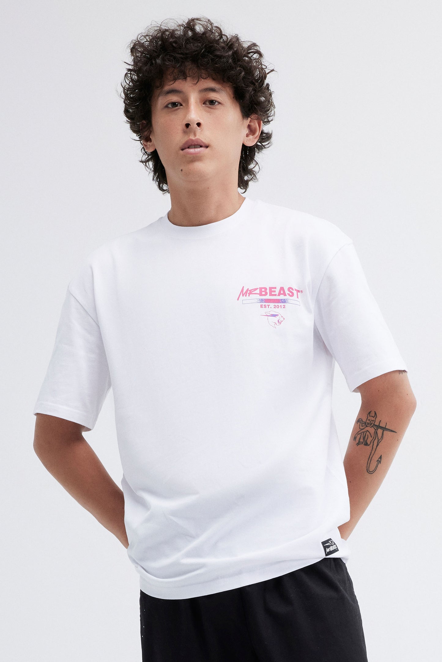 MRBEAST RETRO SS TEE - WHITE