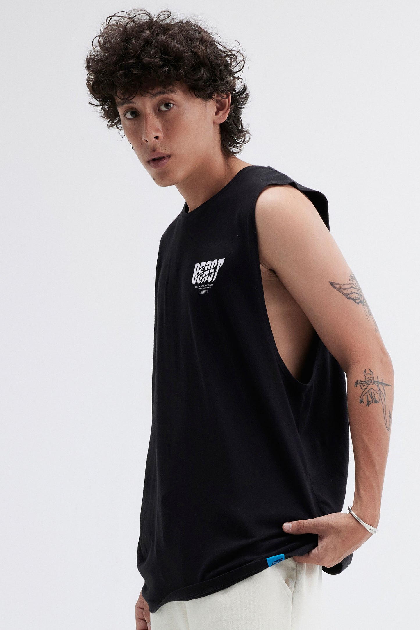 SHREDDER MUSCLE TANK - BLACK