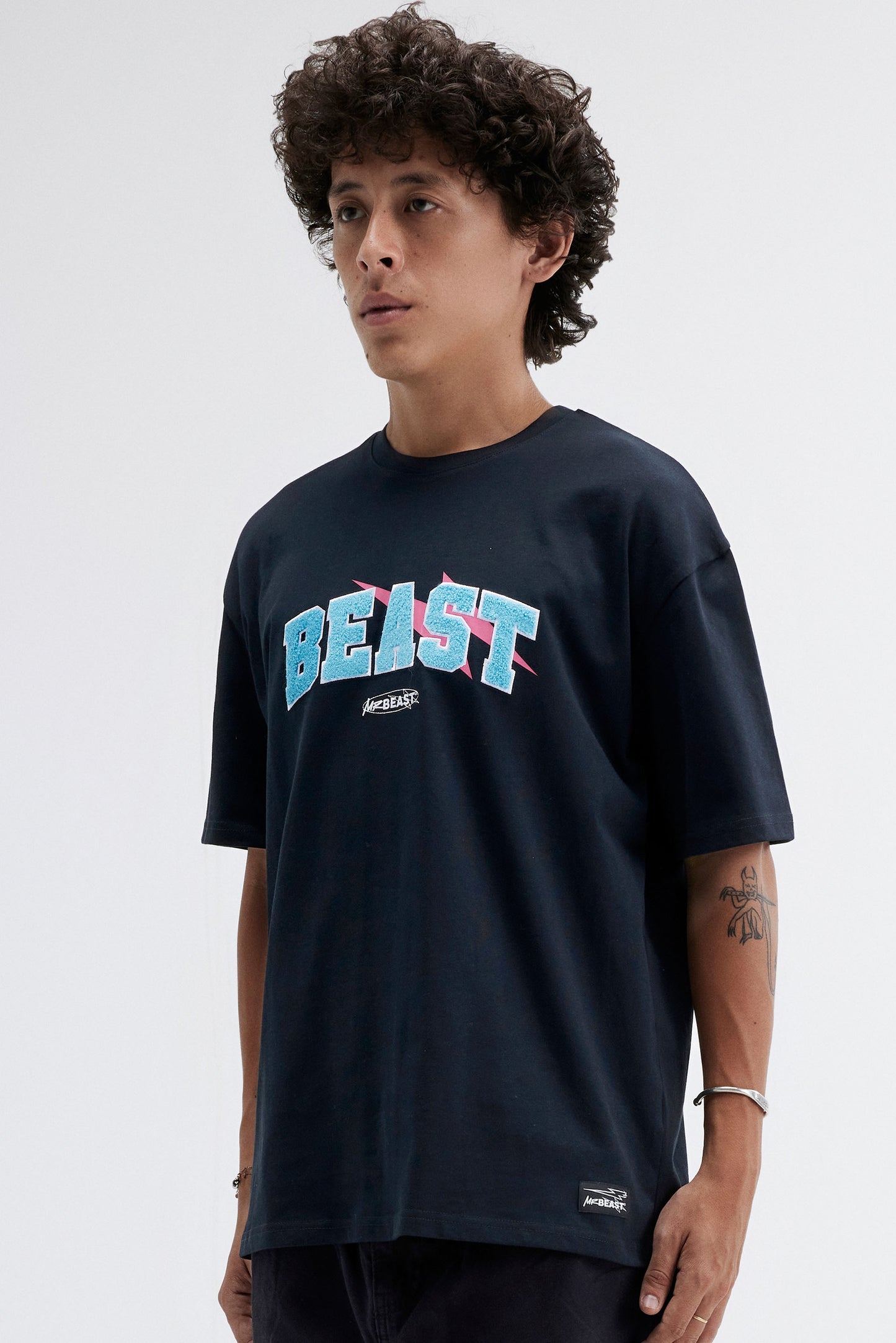 MRBEAST VARSITY SS TEE - BLACK