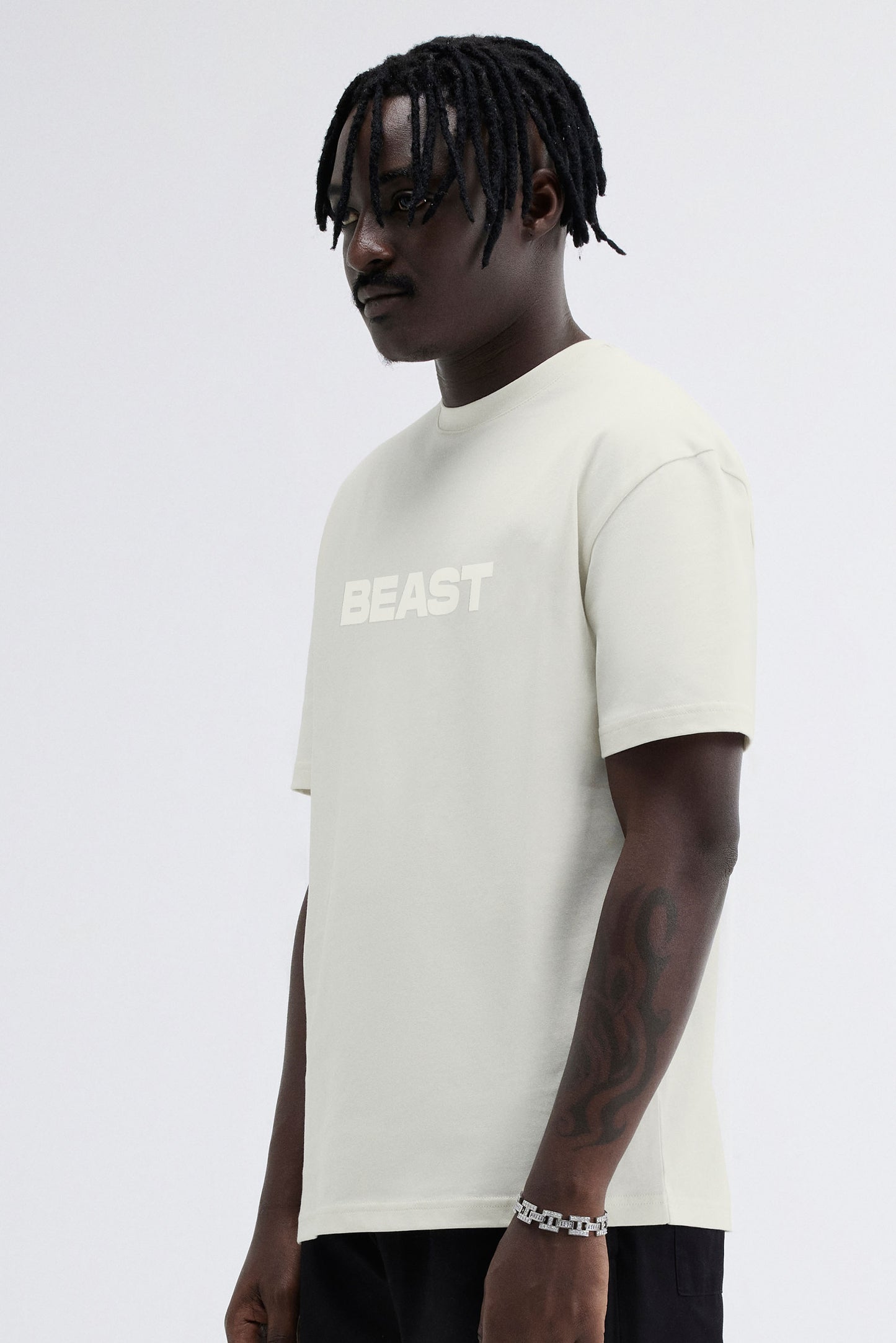 BEAST ORIGINALS SS TEE - OFF WHITE