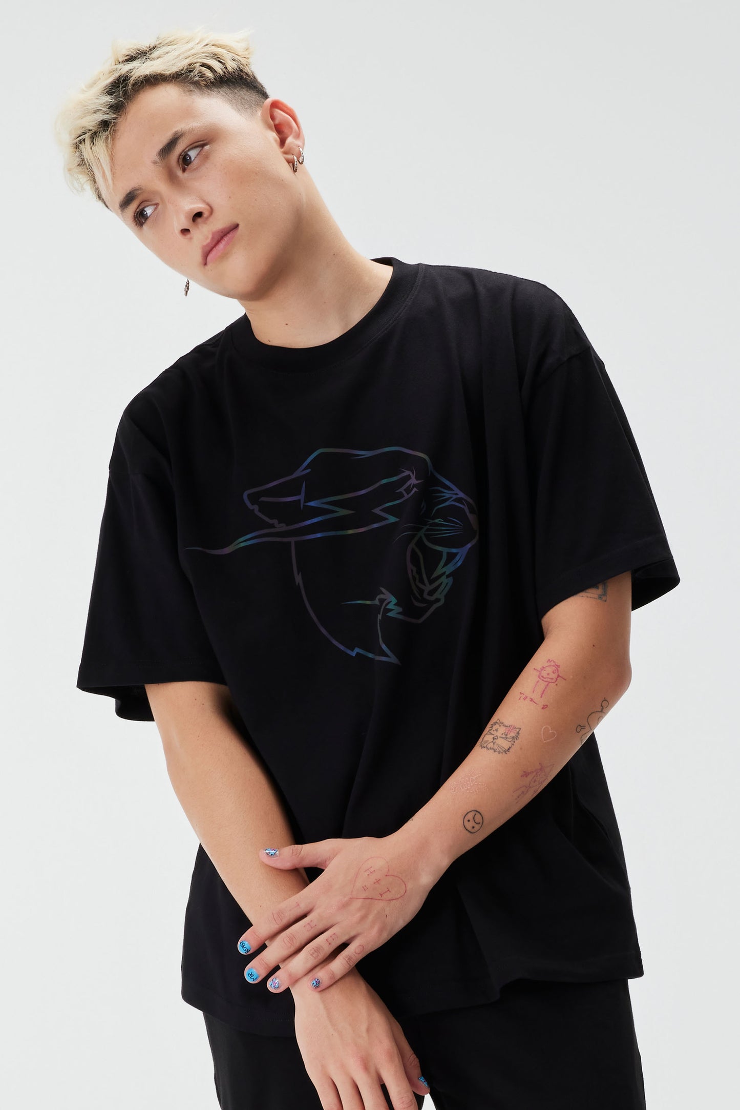 REFLECTIVE PANTHER S/SLEEVE TEE - BLACK