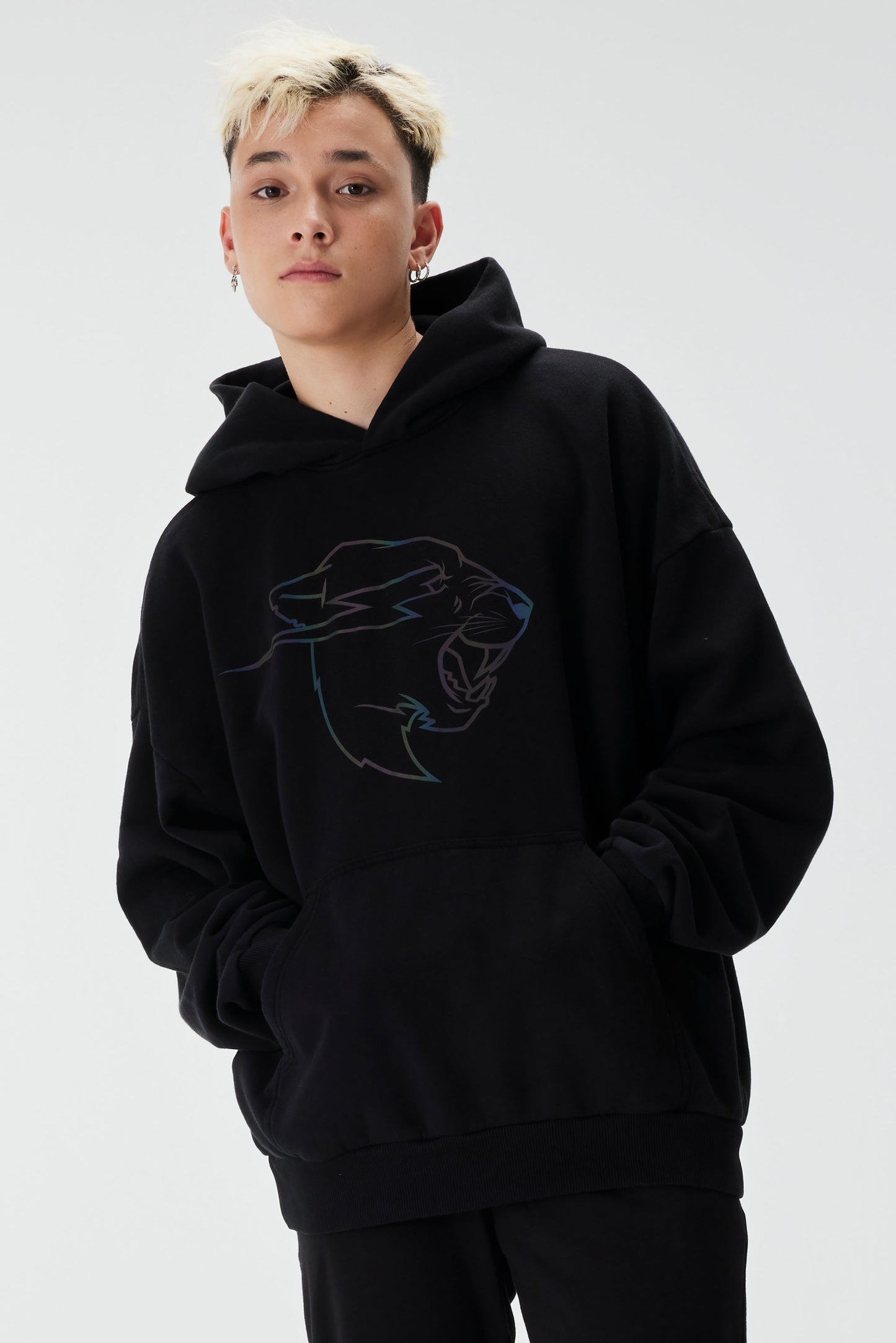 REFLECTIVE PANTHER HOODIE - BLACK