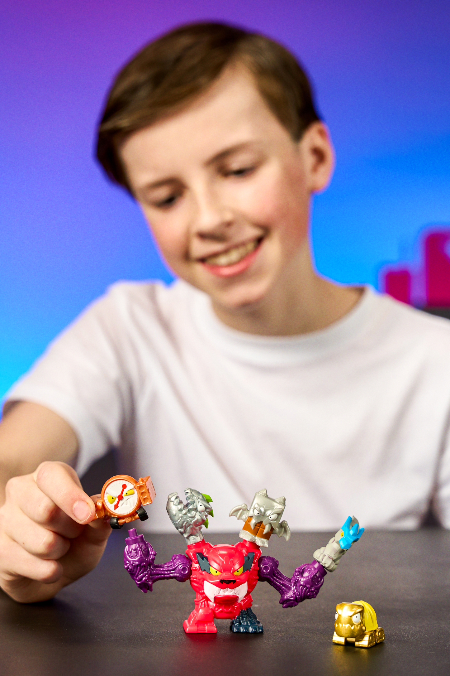 MrBeast Lab Swarms Lab Pack - MEGA-TECH Series, 6 Pack