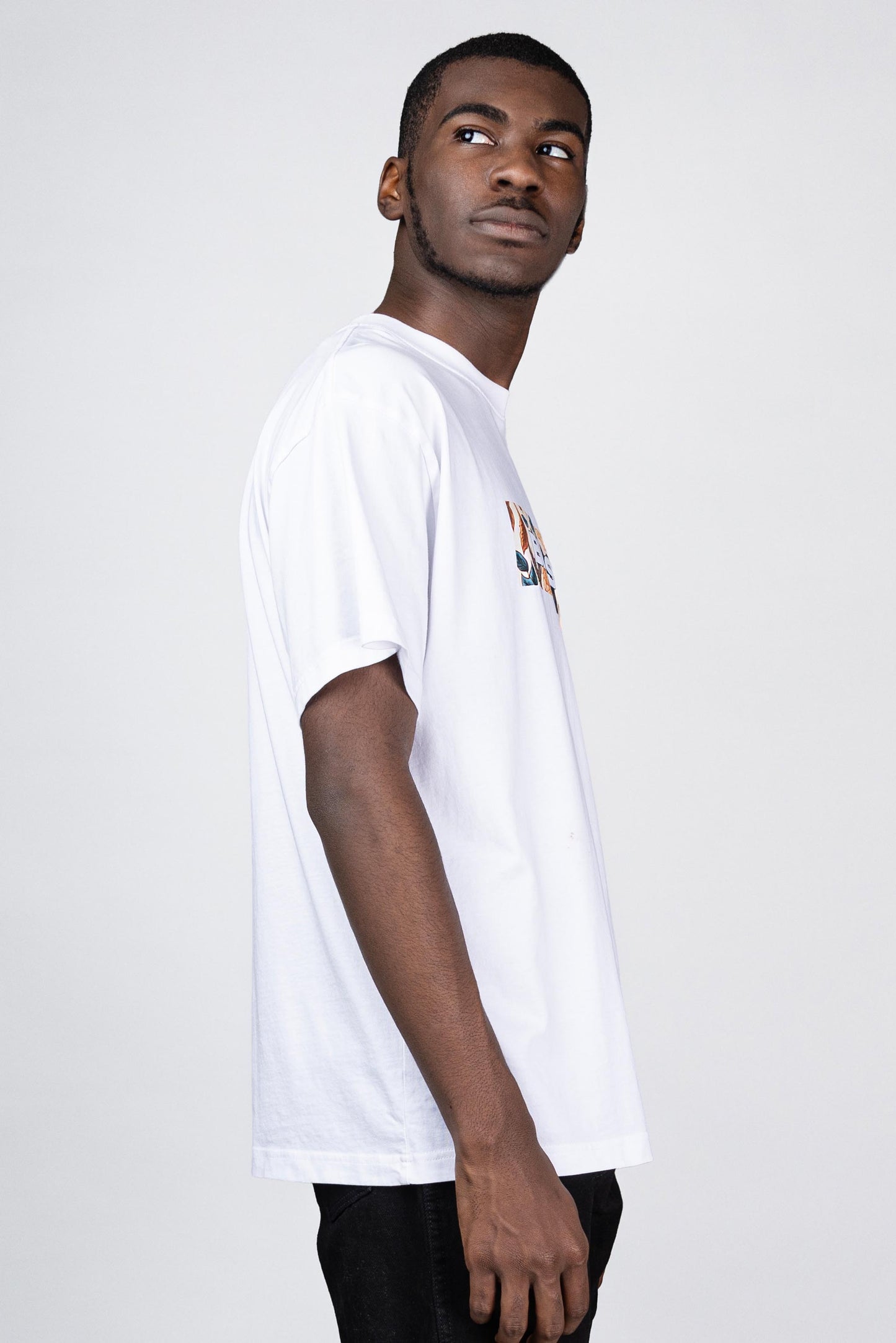 EXOTIC CLASSIC LOGO TEE - WHITE