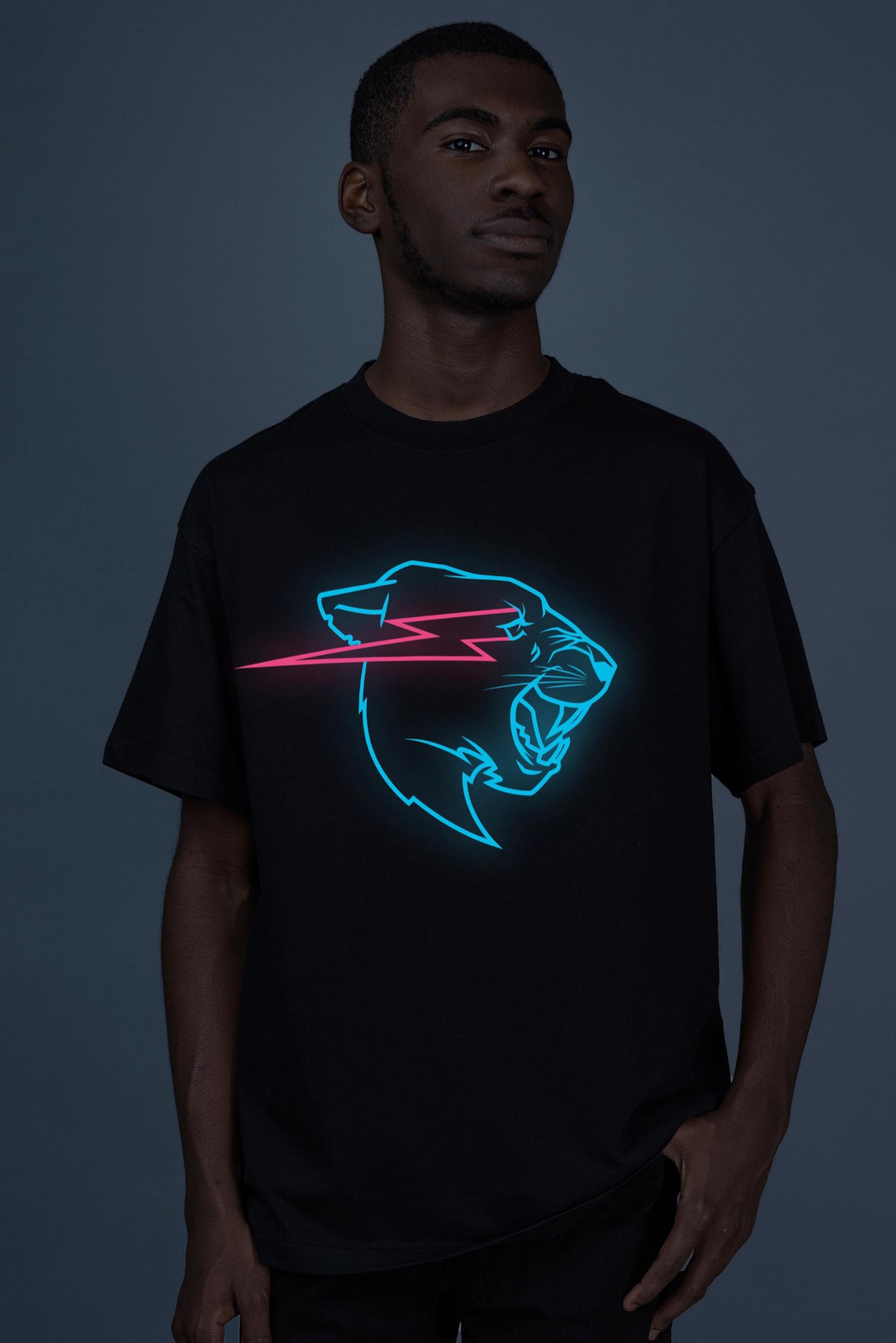 GLOW IN THE DARK PANTHER S/SLEEVE TEE - BLACK